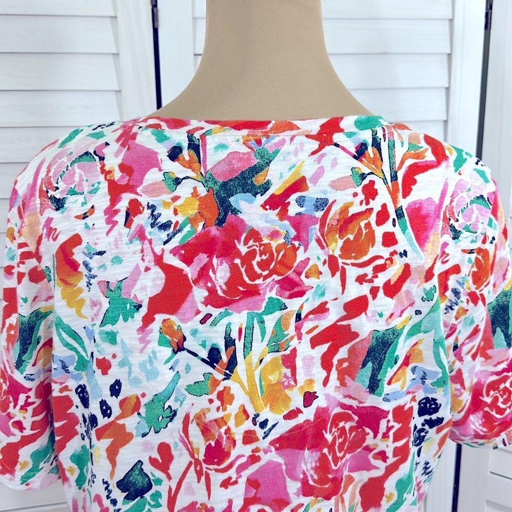 Chico's Abstract Notch Neck Tee Size 2 (12) LIKE NEW - Picture 10 of 14